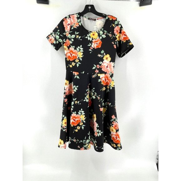 BomBom Dresses & Skirts - BomBom Women's Short Sleeve Black Floral Stretch A Line Dress Size Small